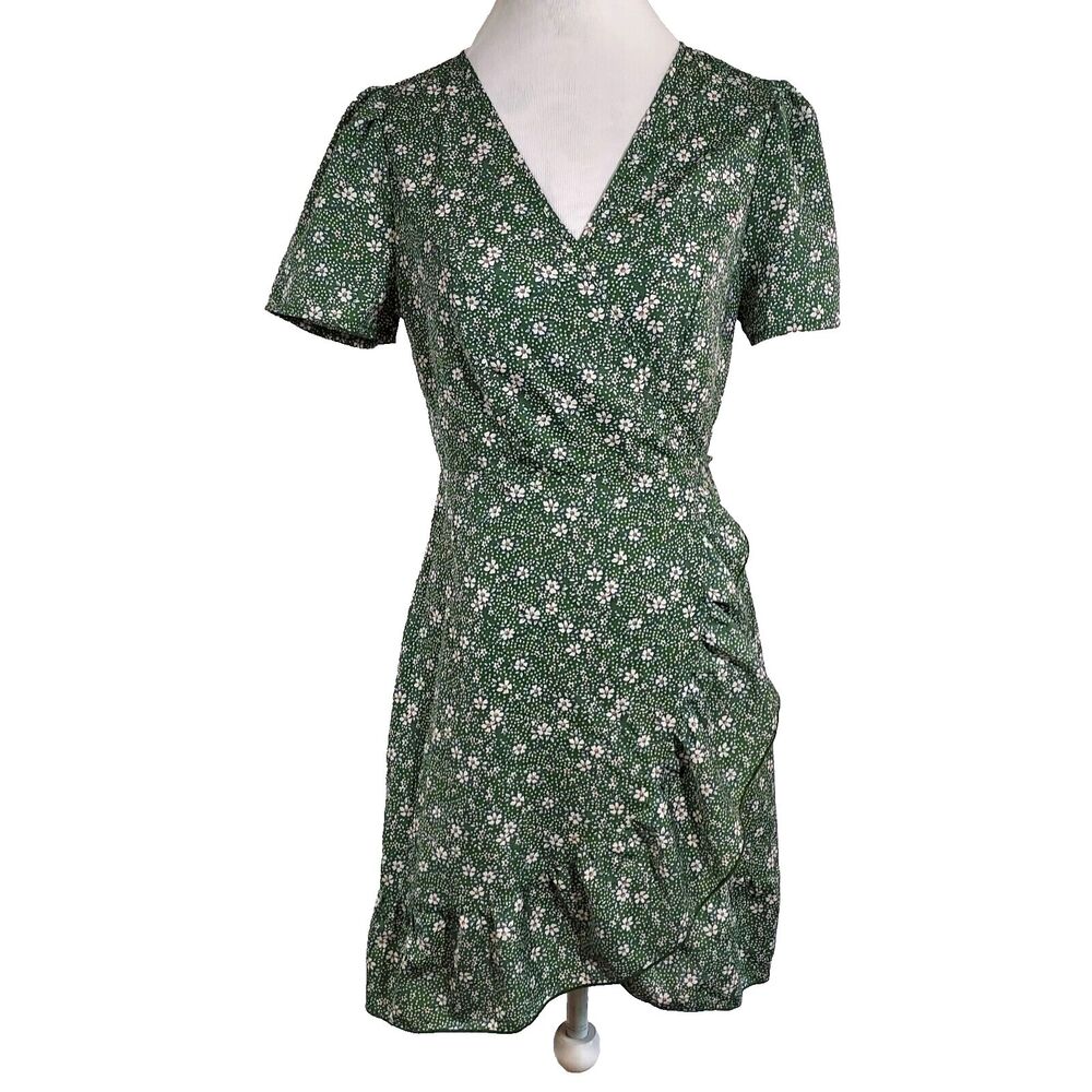 Shein Wrap Dress Size 6 Ruffle Flowy Short Sleeves Green White Floral Retro
